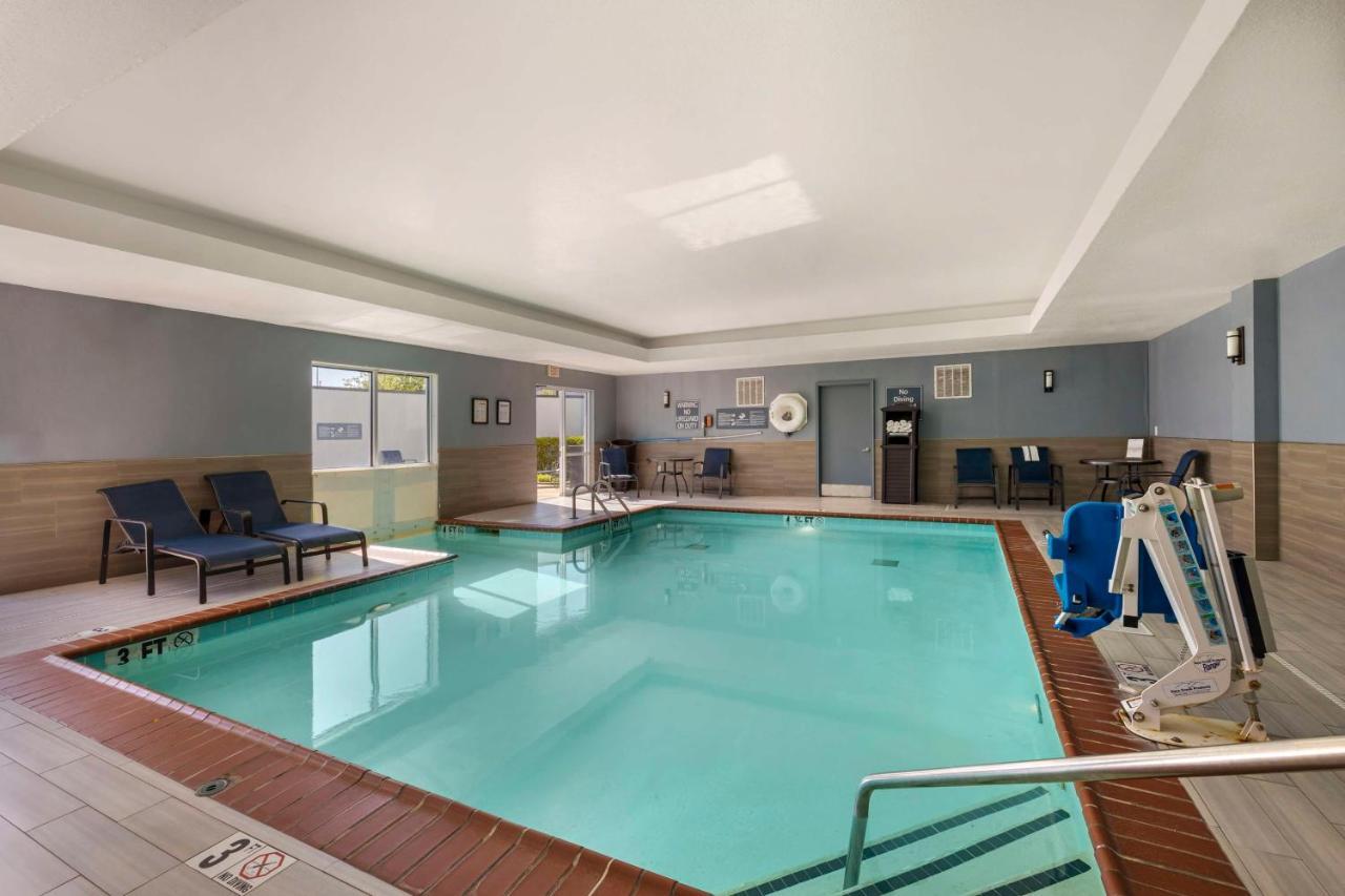 Best Western Plus Nashville Airport Hotel - Bna Exterior foto